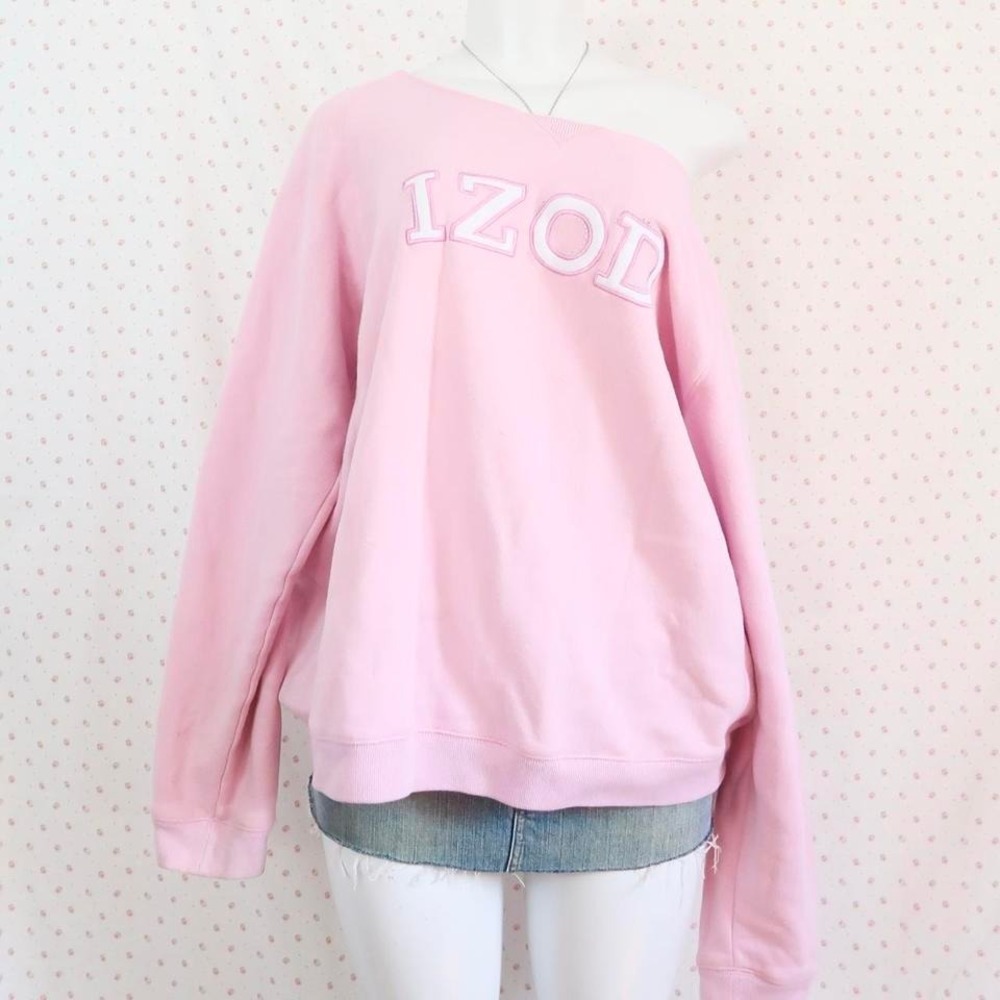 vintage izod pink off shoulder sweatshirt spell out crewneck y2k coquette